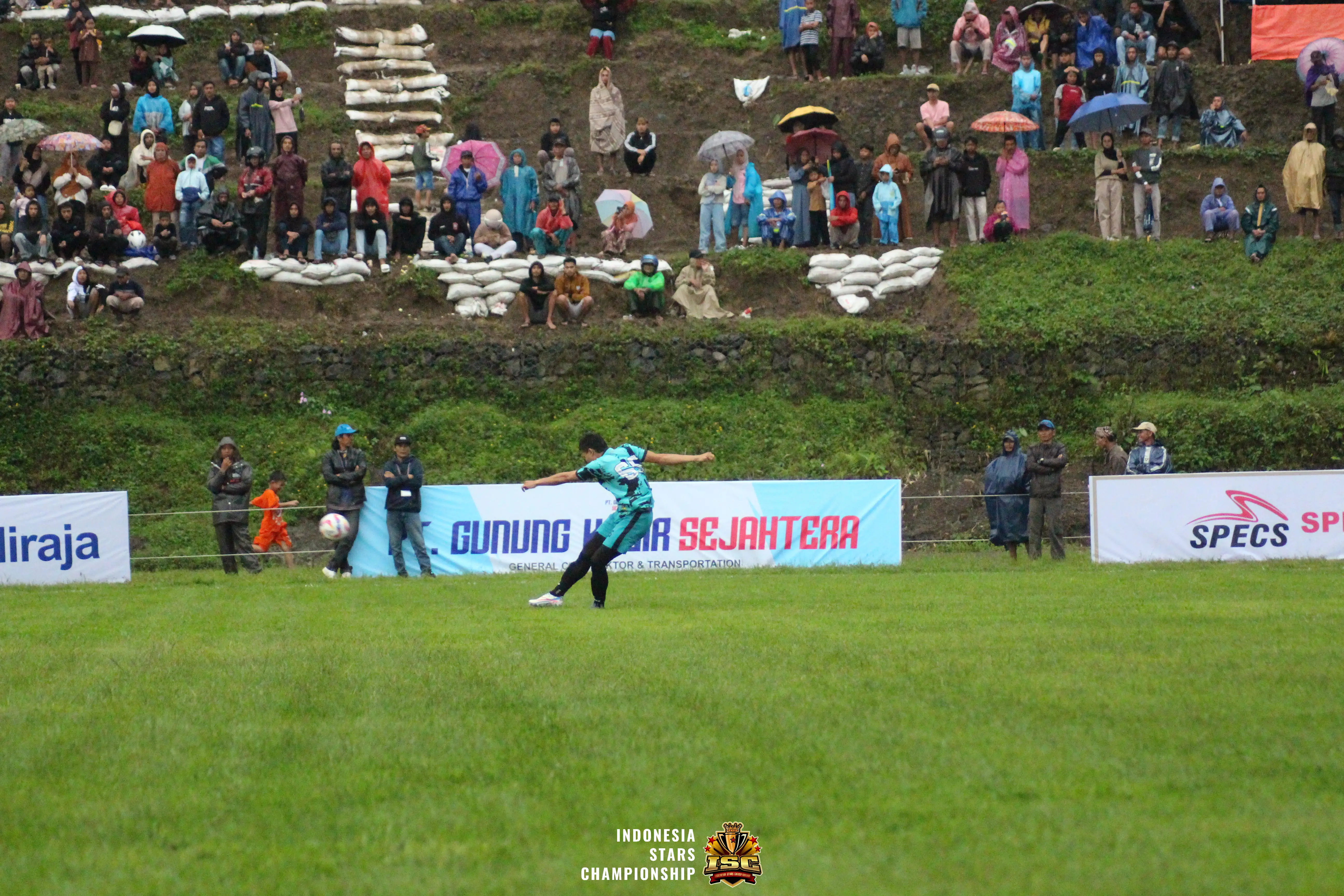 Pertandingan Sengit Antara LBB FC Batang VS Angga Wijaya FC Banjarnegara di Laga ISC Jalalive 2025 - Duel Seru yang Tak Terlupakan